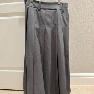 Gray Pleated Skirt